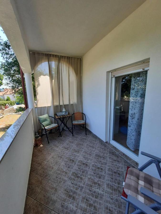 Apartmani Darko Kornić Εξωτερικό φωτογραφία