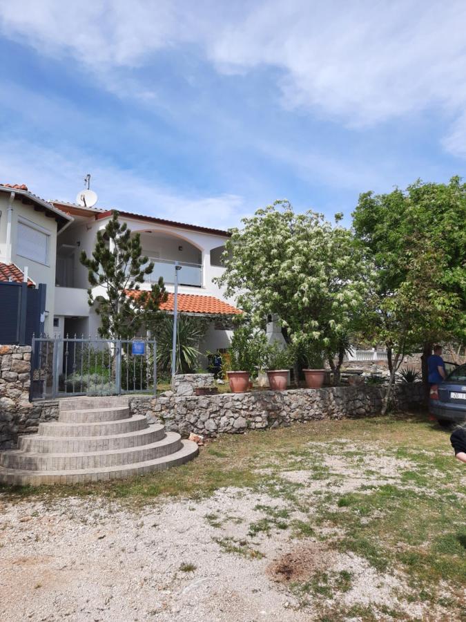 Apartmani Darko Kornić Εξωτερικό φωτογραφία