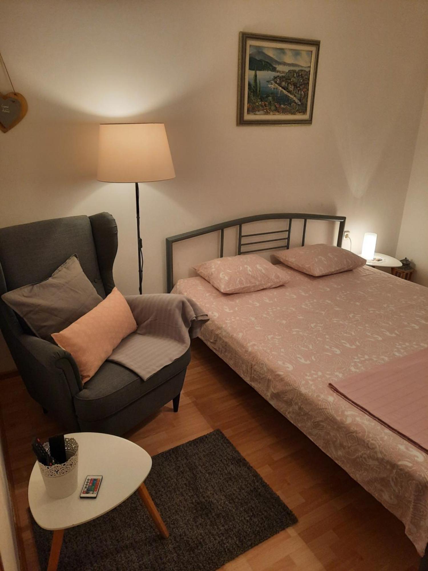 Apartmani Darko Kornić Εξωτερικό φωτογραφία