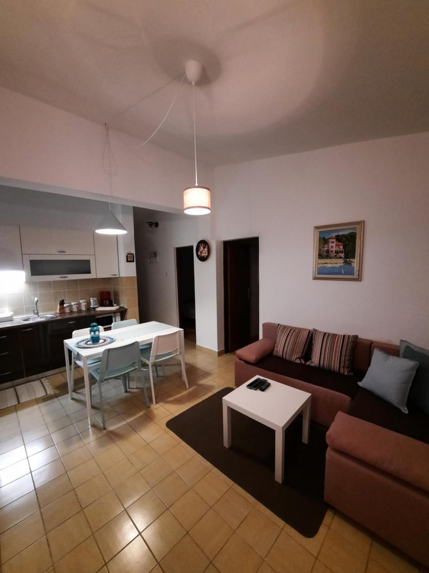 Apartmani Darko Kornić Εξωτερικό φωτογραφία