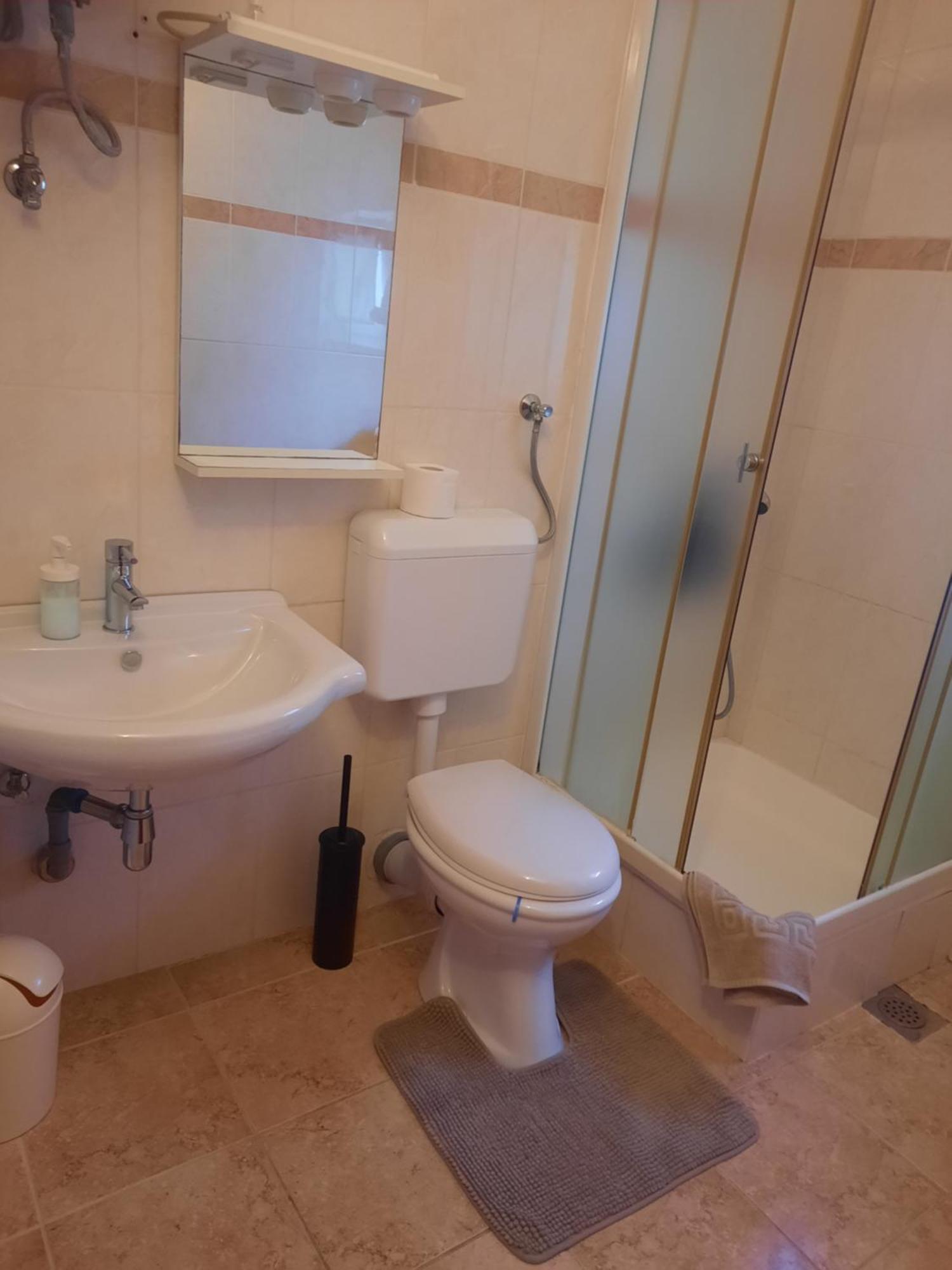 Apartmani Darko Kornić Εξωτερικό φωτογραφία