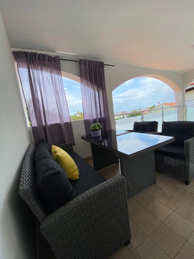 Apartmani Darko Kornić Εξωτερικό φωτογραφία