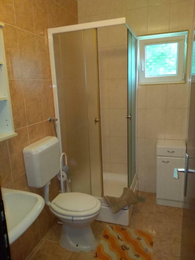 Apartmani Darko Kornić Εξωτερικό φωτογραφία